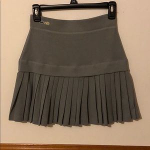 Skirt with pleat